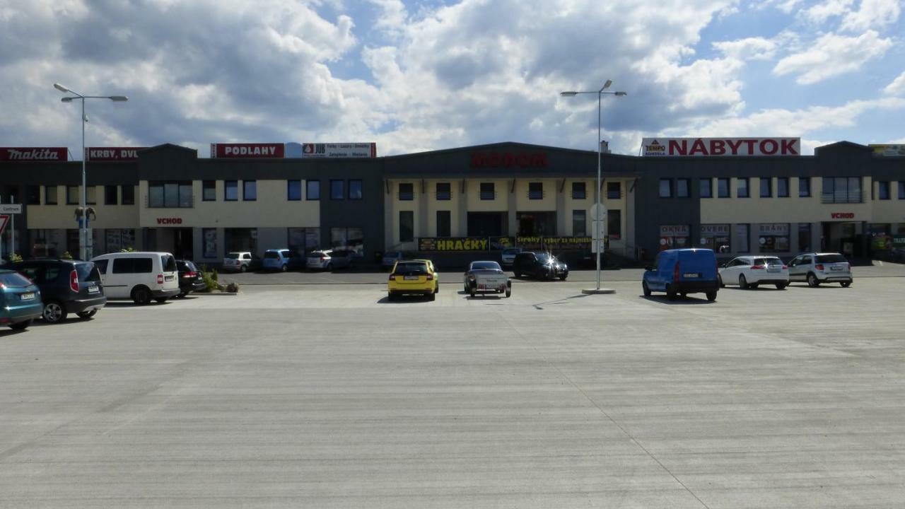 Apartments Modom Liptovský Mikuláš Exteriör bild