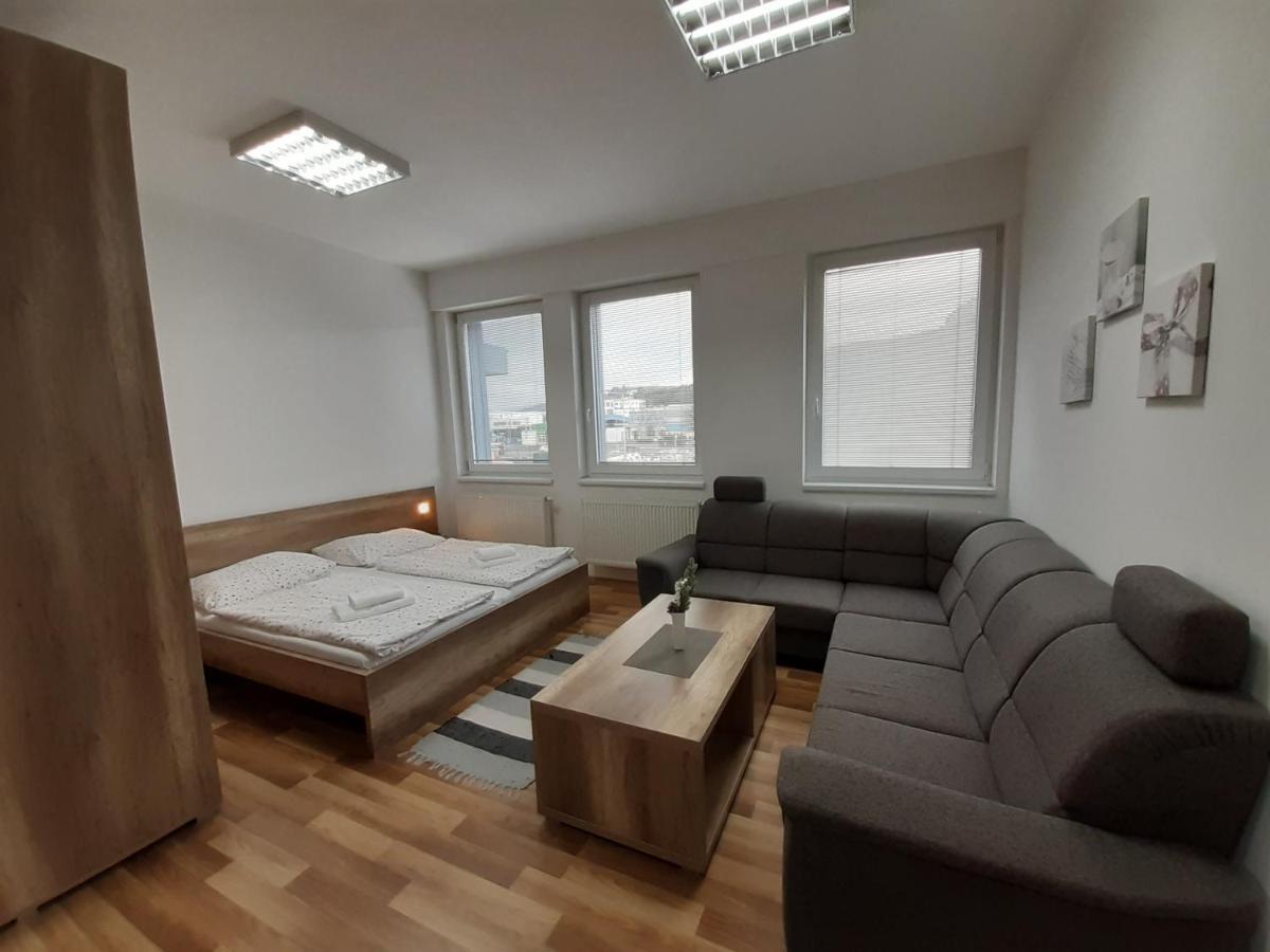 Apartments Modom Liptovský Mikuláš Exteriör bild