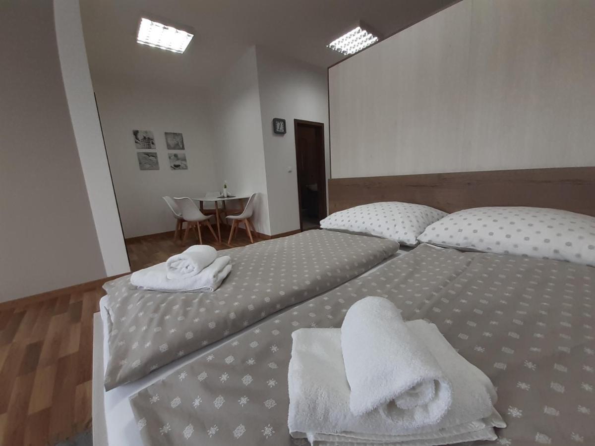 Apartments Modom Liptovský Mikuláš Exteriör bild