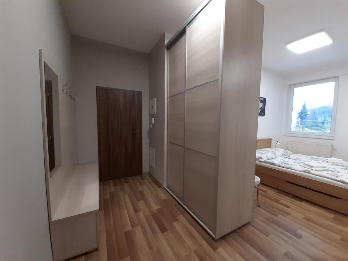 Apartments Modom Liptovský Mikuláš Exteriör bild